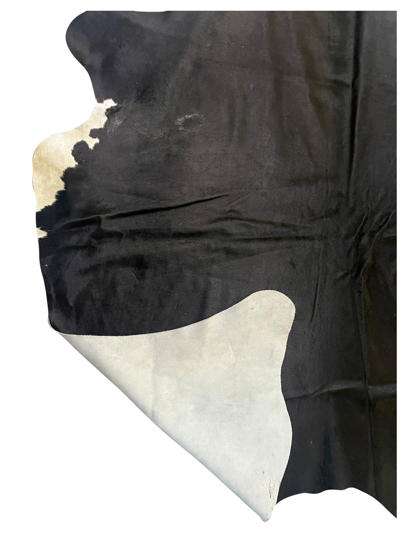 Aura Cowhide 75423 Black Ivory Cowhide Cowhide Rug