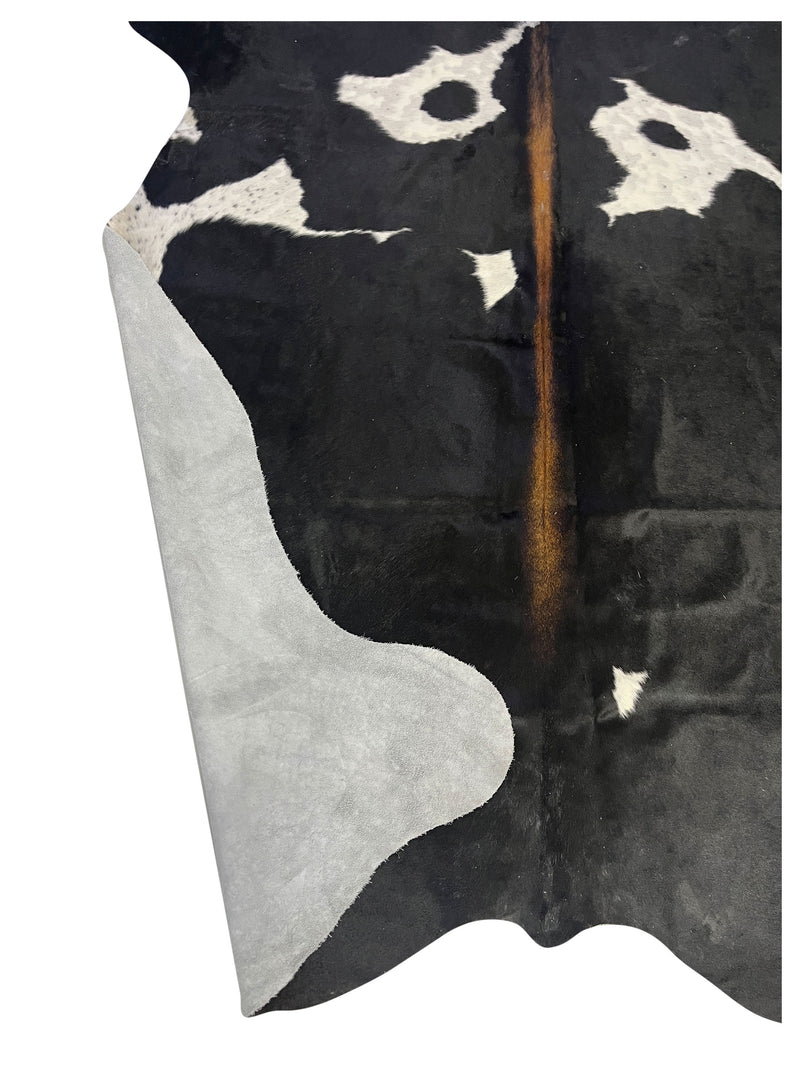 Aura Cowhide 75446 Black Ivory Cowhide Cowhide Rug