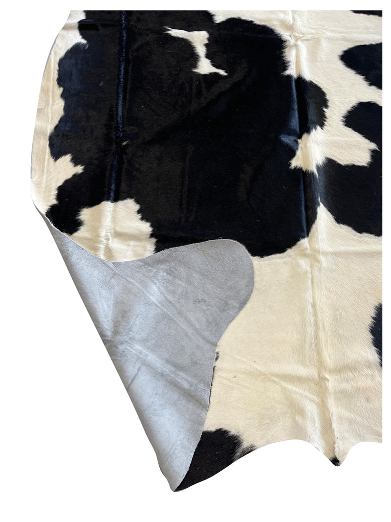 Aura Cowhide 75449 Black Ivory Cowhide Cowhide Rug
