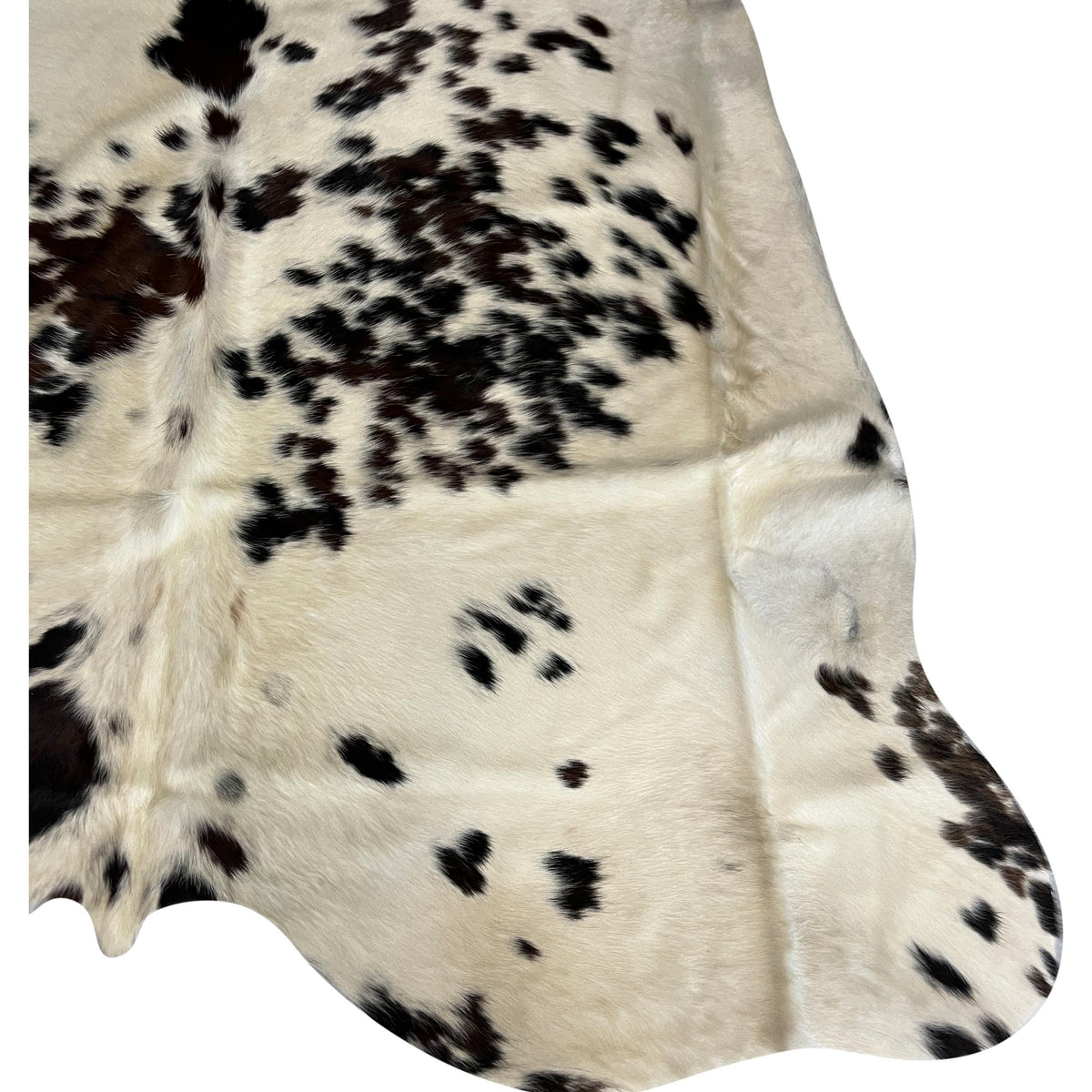 Aura Cowhide 75450 ivory Black Cowhide Cowhide Rug