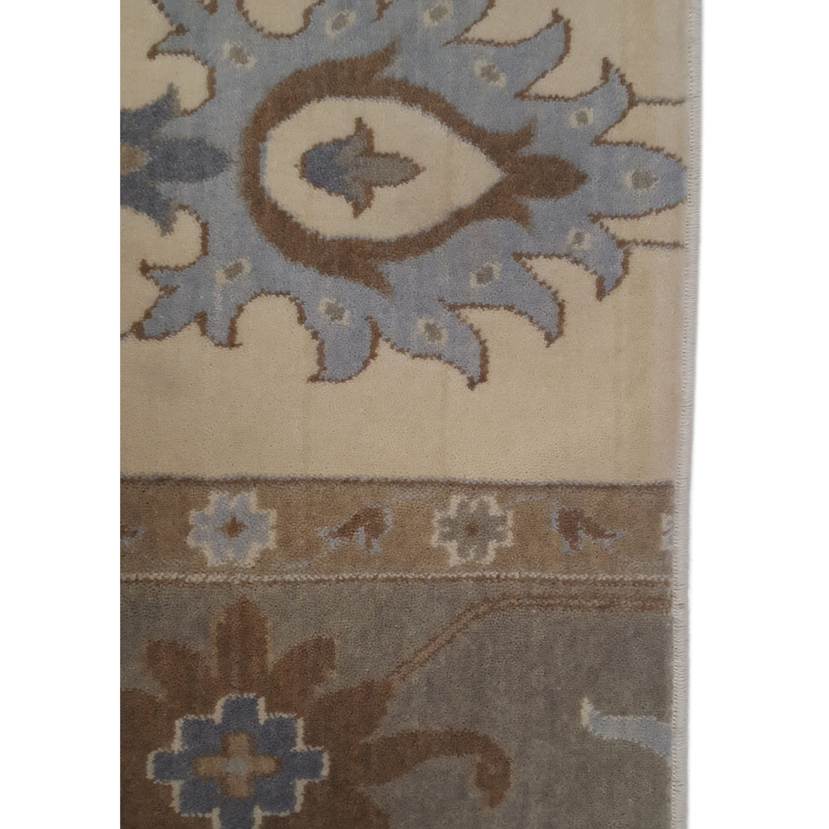Aira Pahari U-0301IG Ivory Grey Traditional Wilton Rug