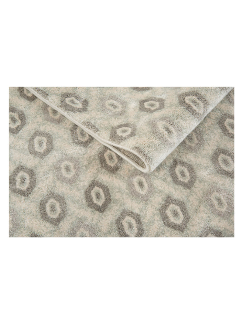 Aira Jaz 9001BI Lt.Blue Ivory Transitional Wilton Rug